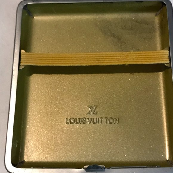 Louis Vuitton Rare Vintage Cigarette Case/ Perfect Hand Size Accessory - Unisex - Picture 10 of 15